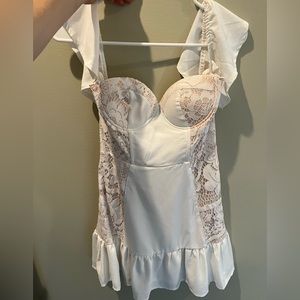 White lace dress